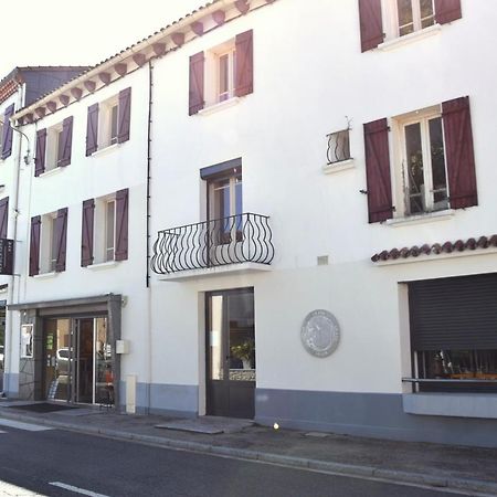 Le Lys Hotel Lacrouzette Екстериор снимка